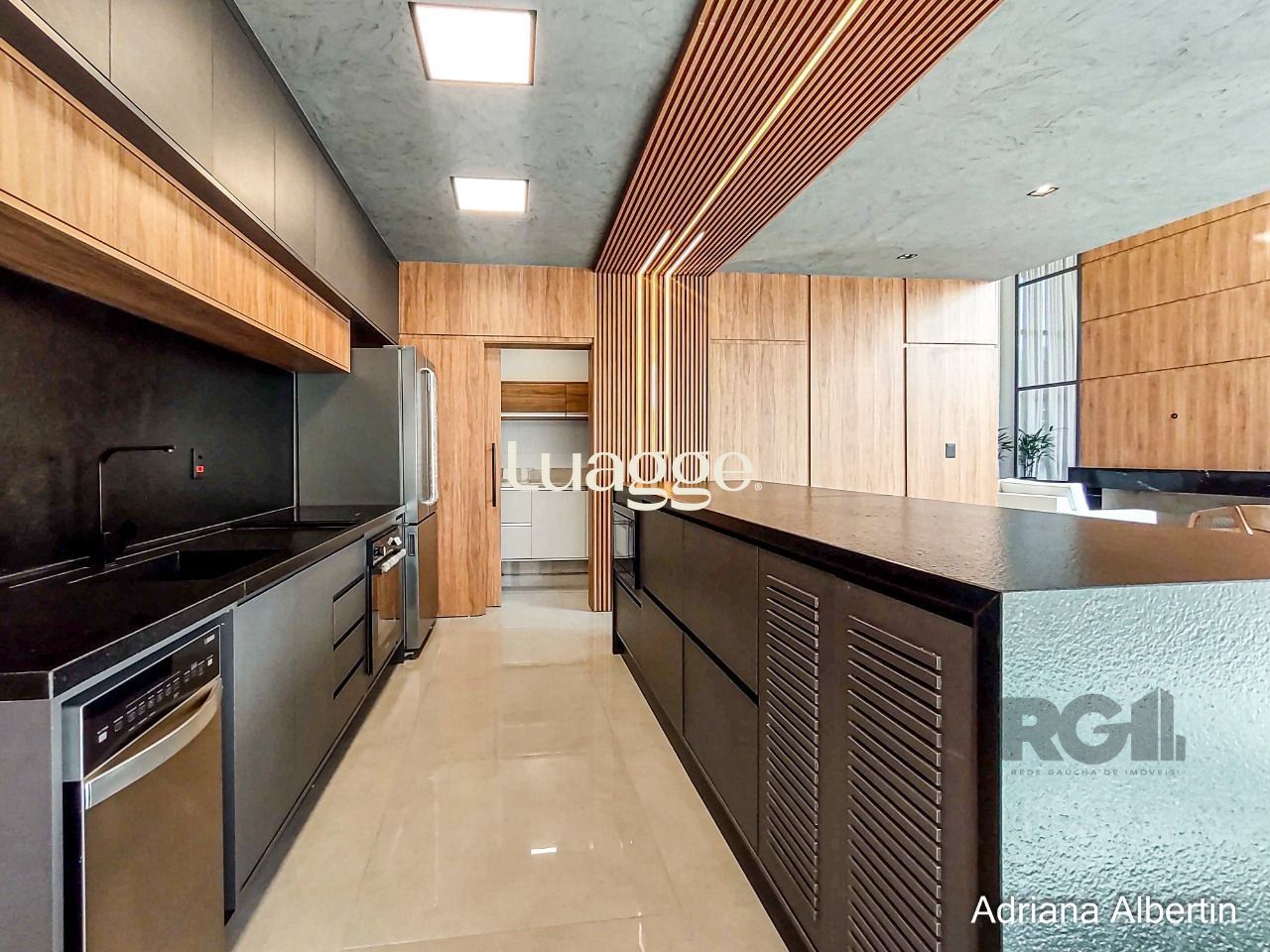 Casa de Condomínio à venda com 4 quartos, 290m² - Foto 17
