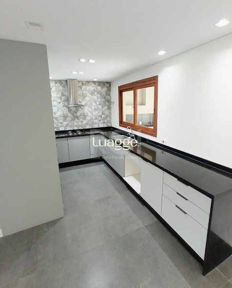 Casa de Condomínio à venda com 4 quartos, 199m² - Foto 7