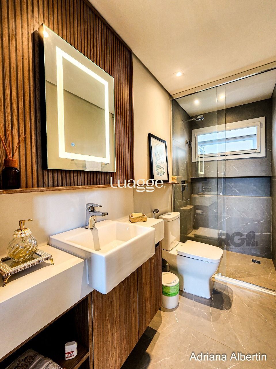Casa de Condomínio à venda com 3 quartos, 251m² - Foto 3