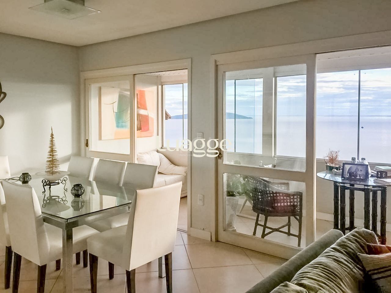 Casa à venda com 3 quartos, 280m² - Foto 3