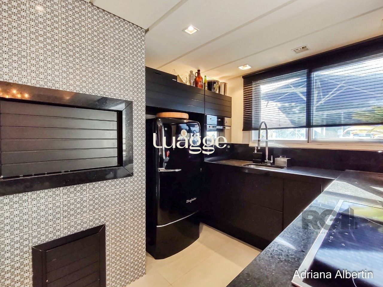 Casa de Condomínio à venda com 3 quartos, 252m² - Foto 9