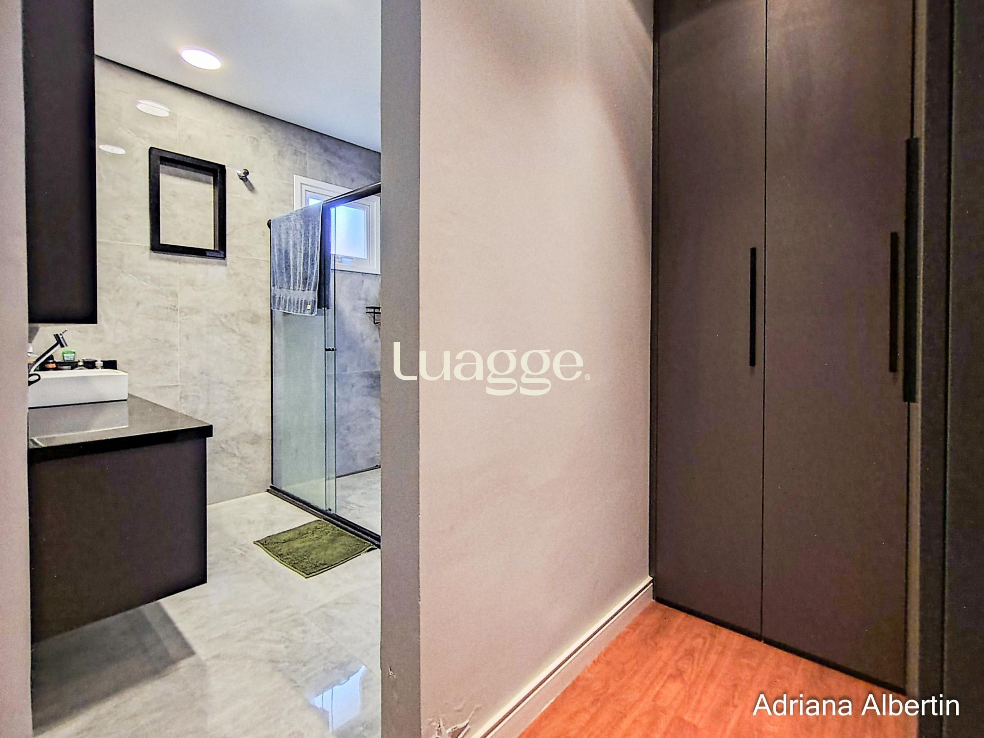 Casa à venda com 5 quartos, 281m² - Foto 23