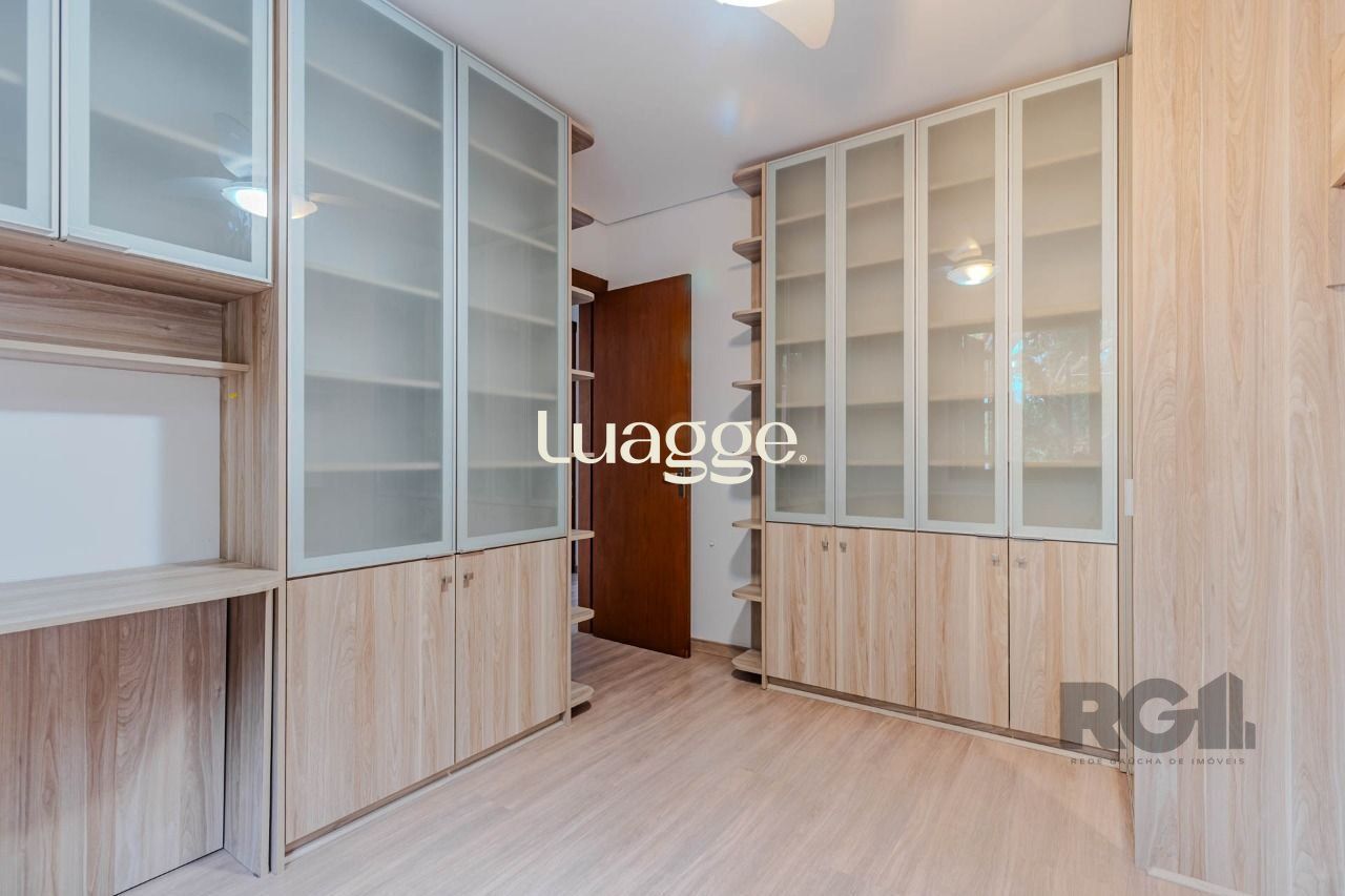 Casa de Condomínio à venda com 3 quartos, 297m² - Foto 19