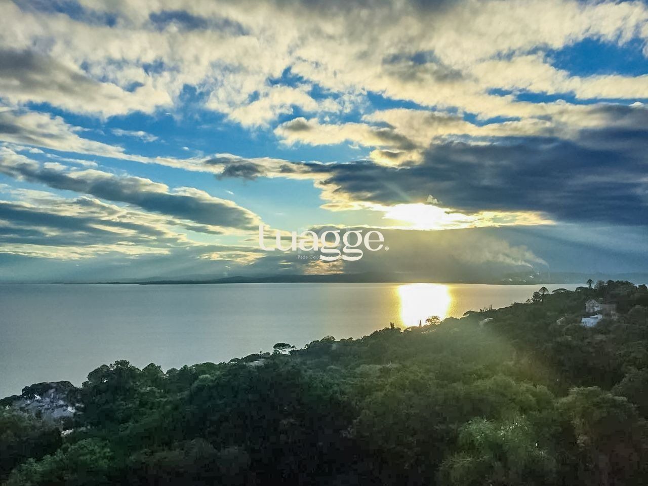 Casa à venda com 3 quartos, 280m² - Foto 10