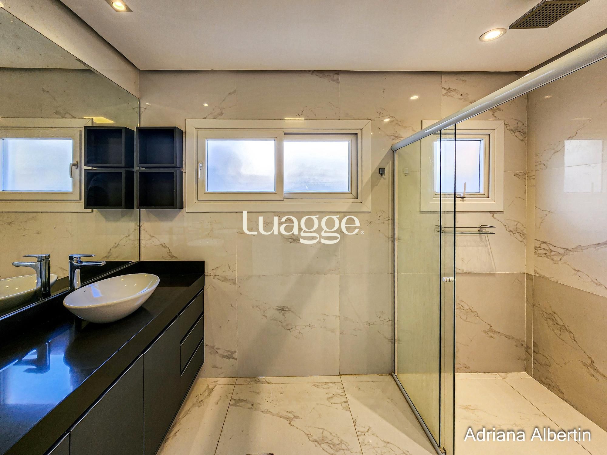 Casa de Condomínio à venda com 3 quartos, 250m² - Foto 31