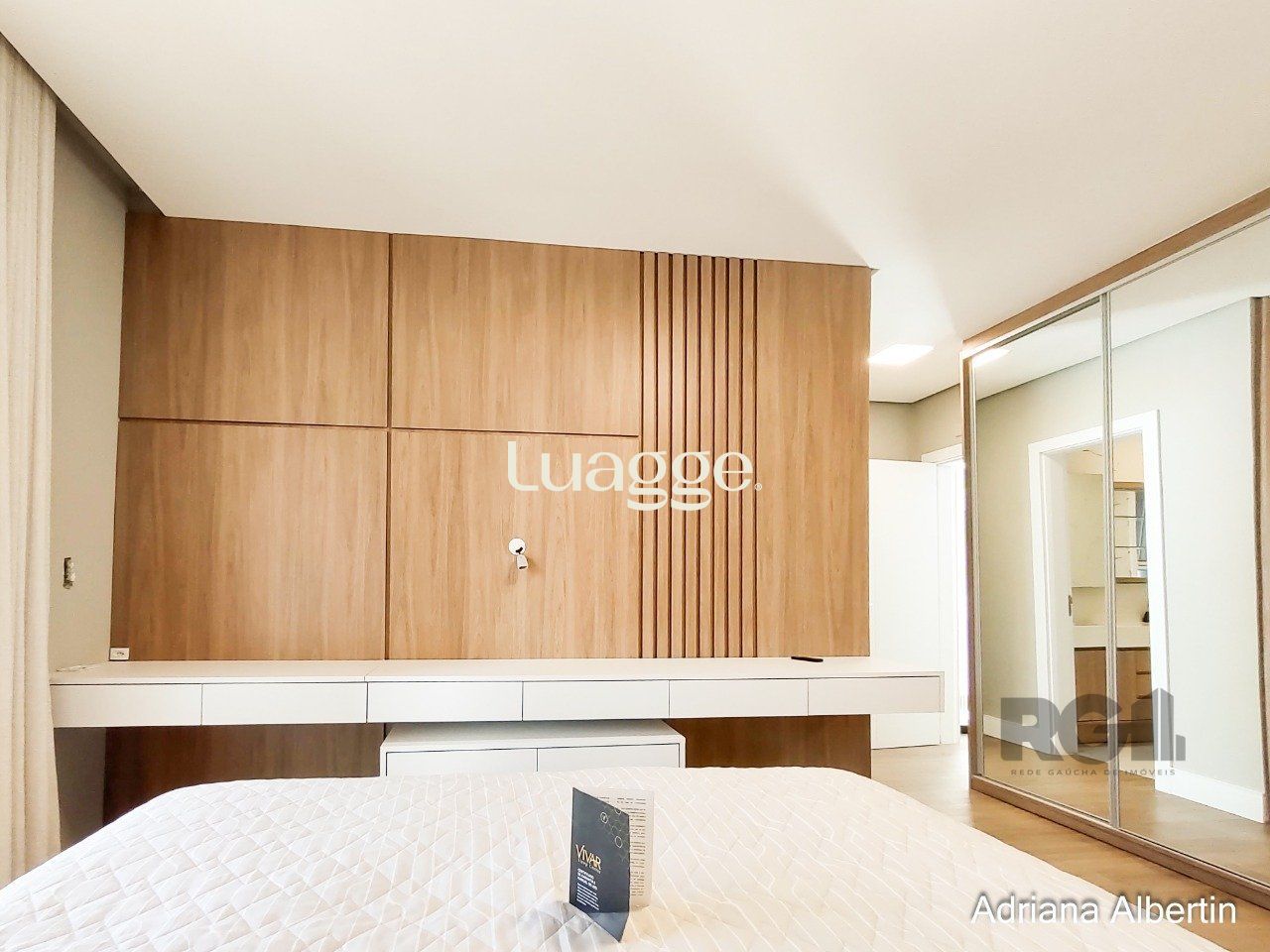 Casa de Condomínio à venda com 4 quartos, 290m² - Foto 29