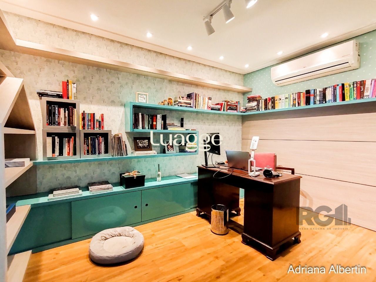 Casa de Condomínio à venda com 3 quartos, 252m² - Foto 31