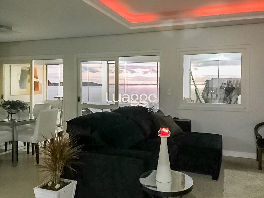 Casa à venda com 3 quartos, 280m² - Foto 7
