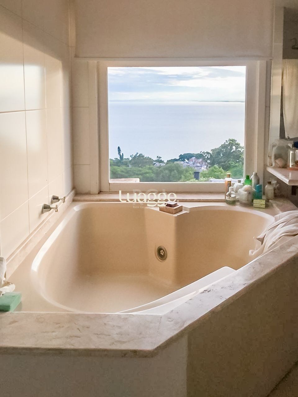 Casa à venda com 3 quartos, 280m² - Foto 18