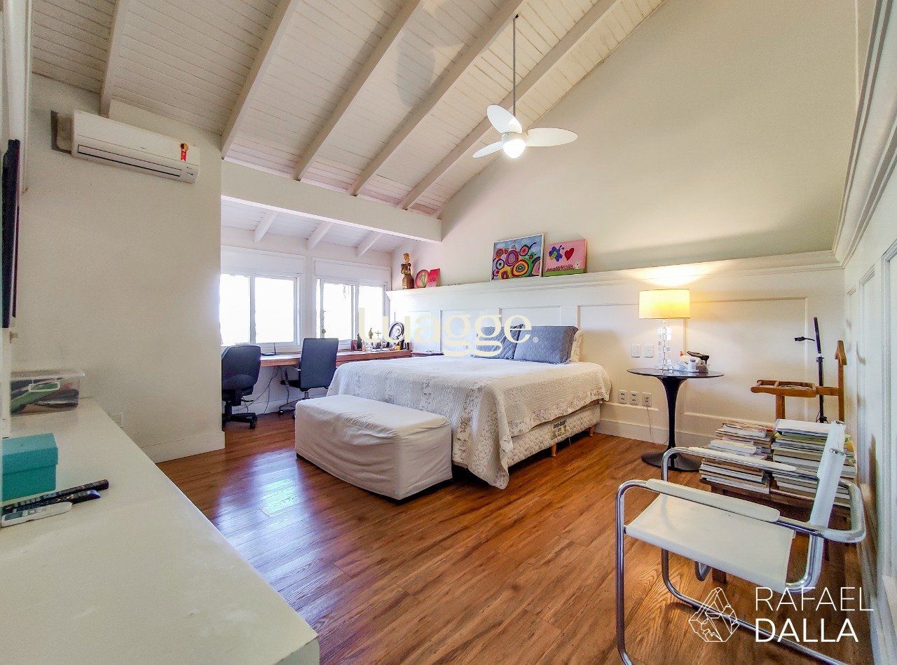 Casa de Condomínio à venda com 3 quartos, 449m² - Foto 31