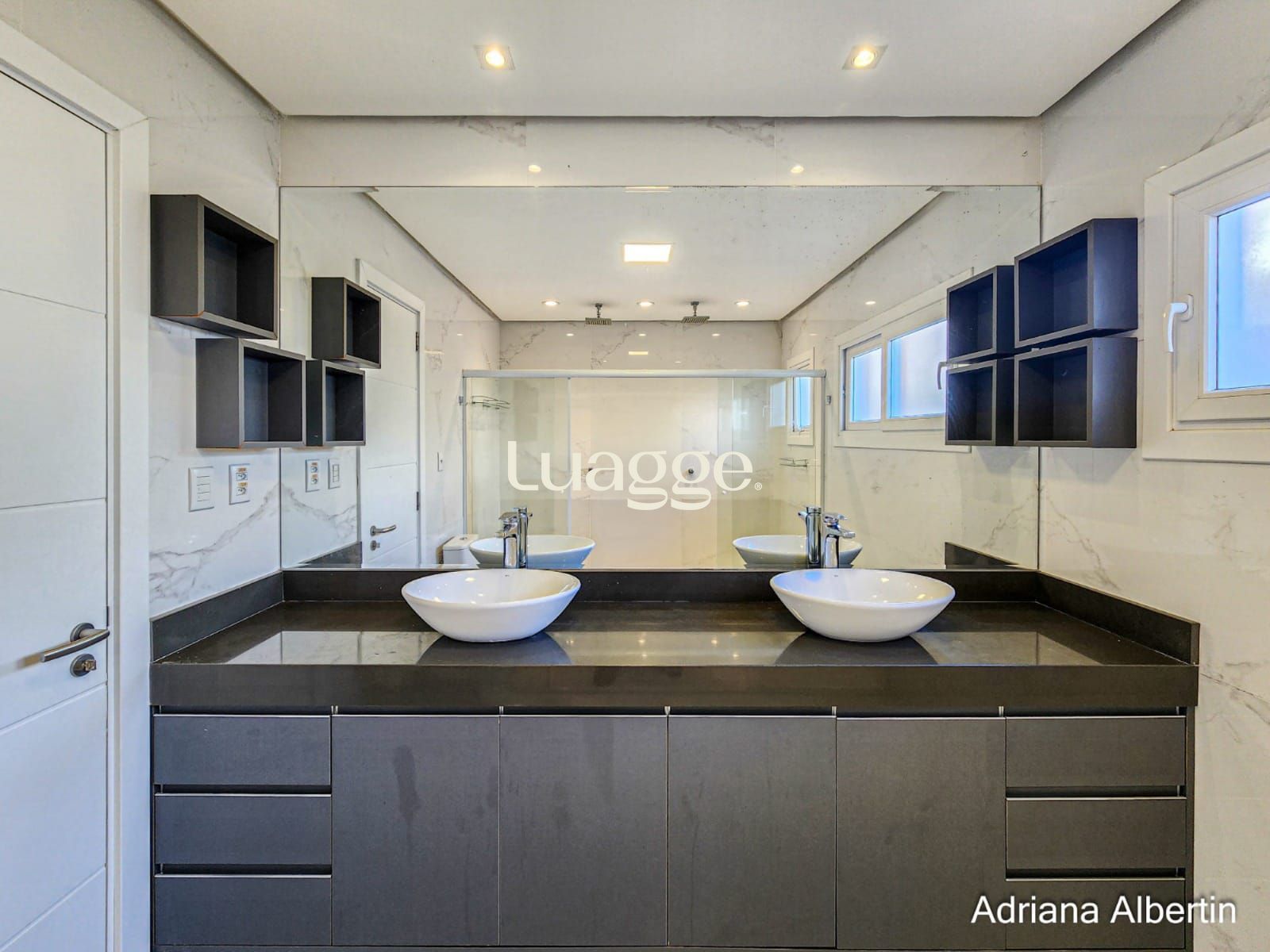 Casa de Condomínio à venda com 3 quartos, 250m² - Foto 32