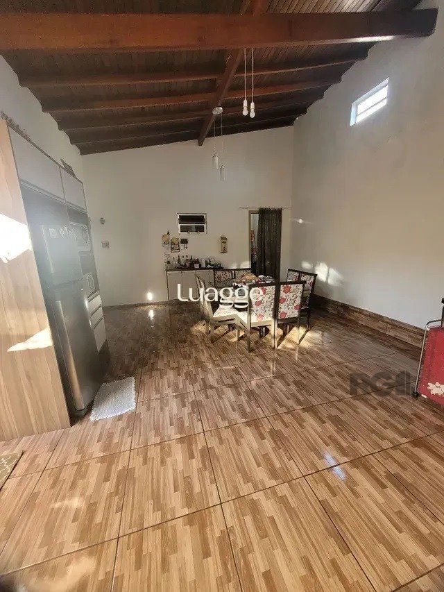Casa à venda com 3 quartos, 155m² - Foto 3