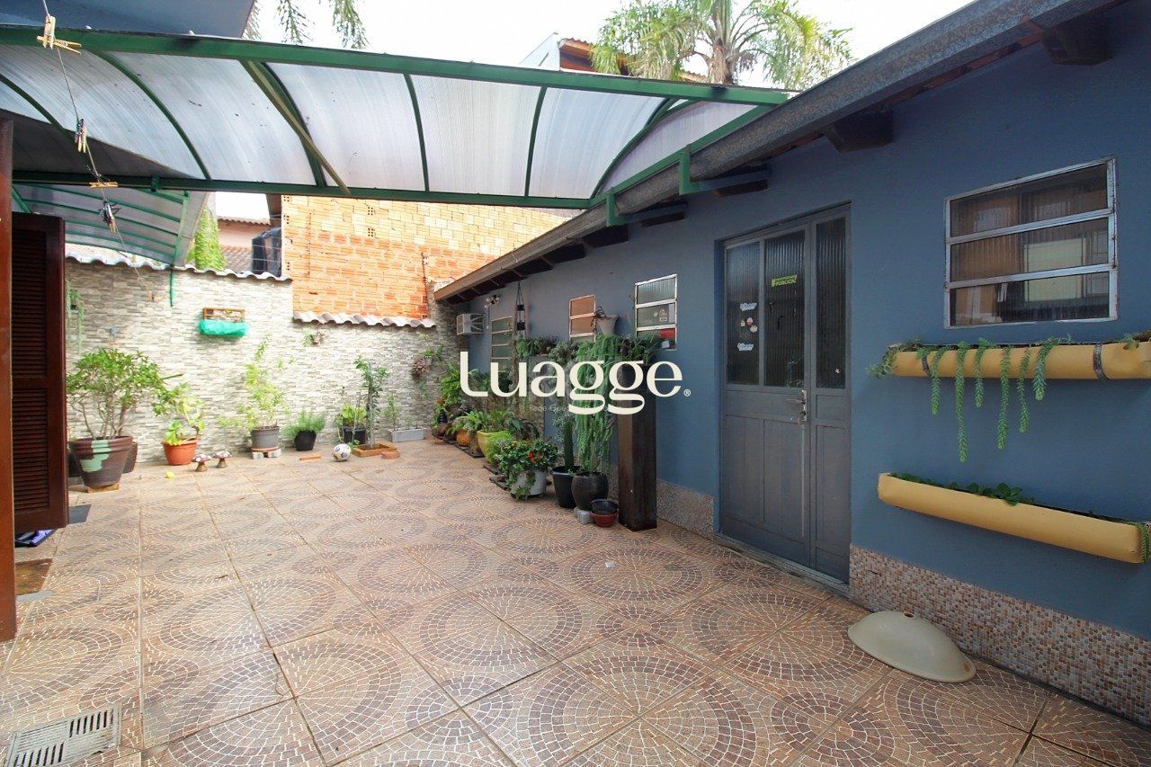 Casa à venda com 3 quartos, 340m² - Foto 7