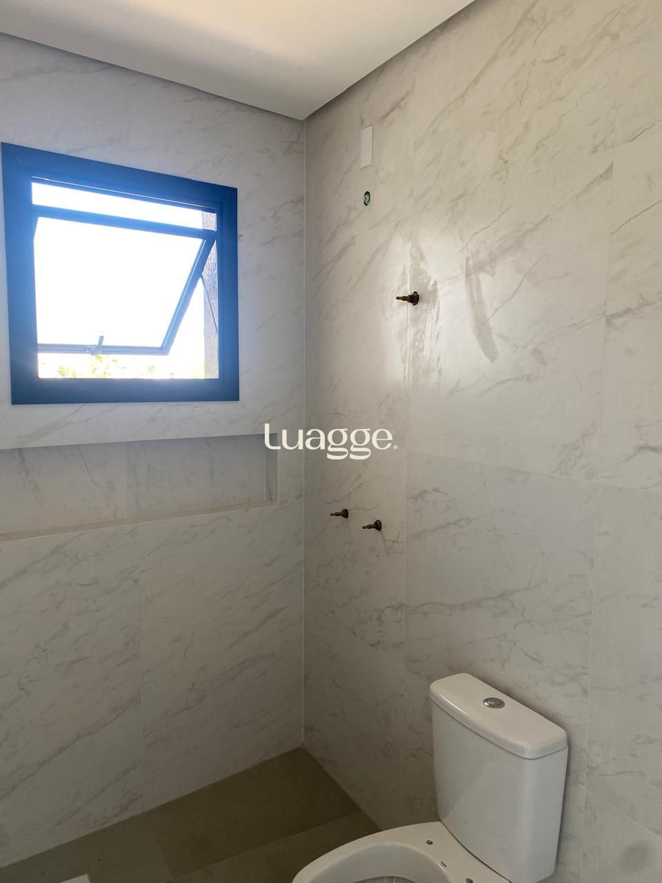 Casa à venda com 3 quartos, 99m² - Foto 18
