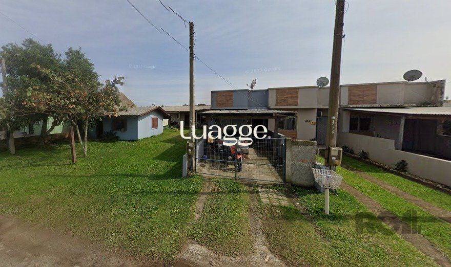 Casa à venda com 2 quartos, 130m² - Foto 1