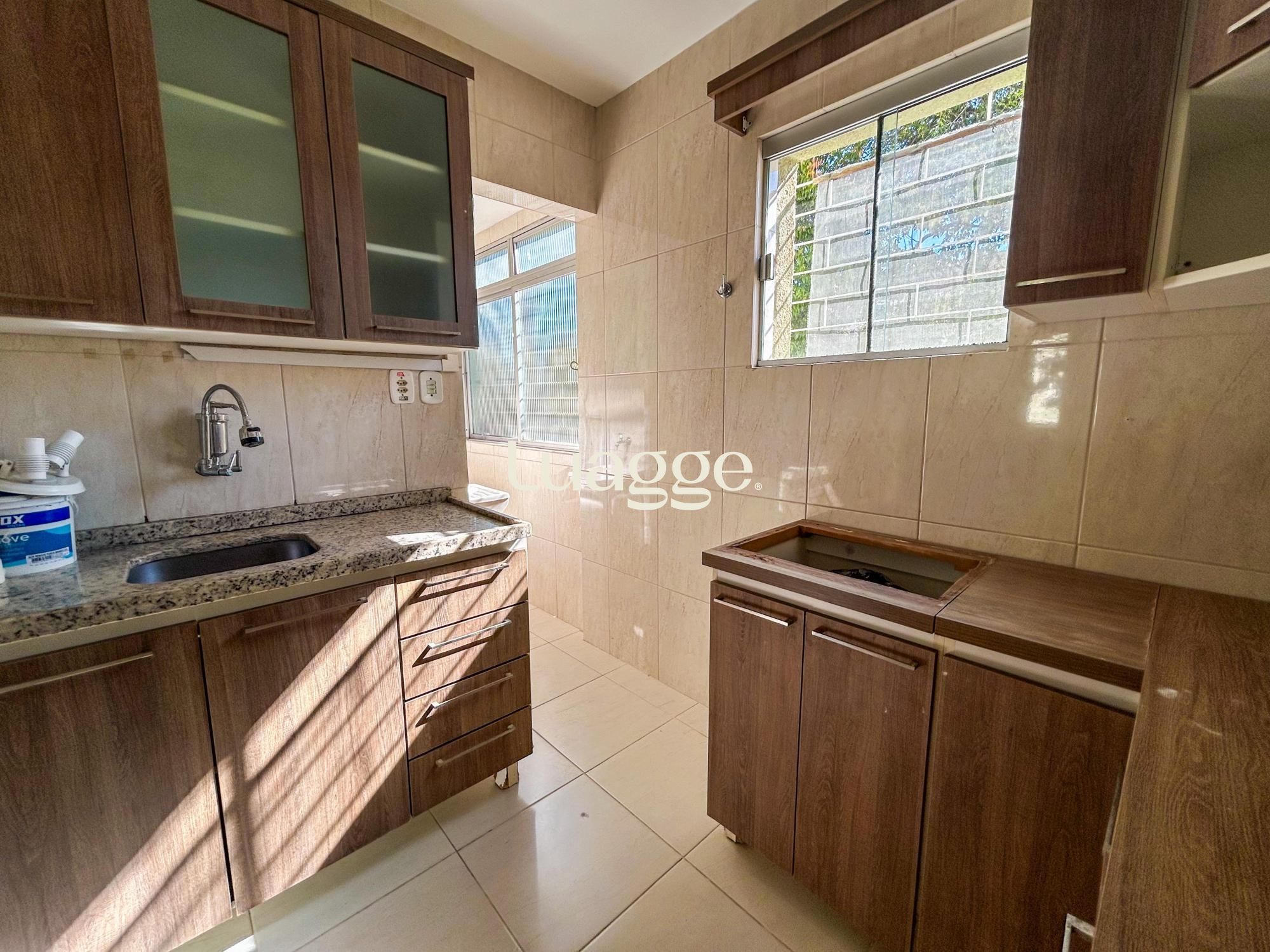 Apartamento à venda com 2 quartos, 60m² - Foto 11