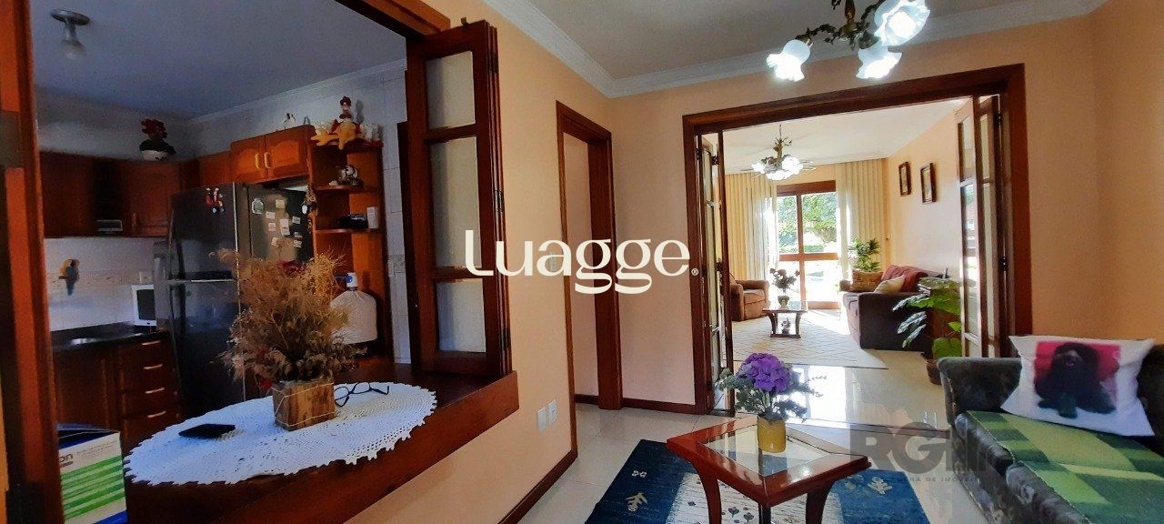 Casa de Condomínio à venda com 4 quartos, 131m² - Foto 3