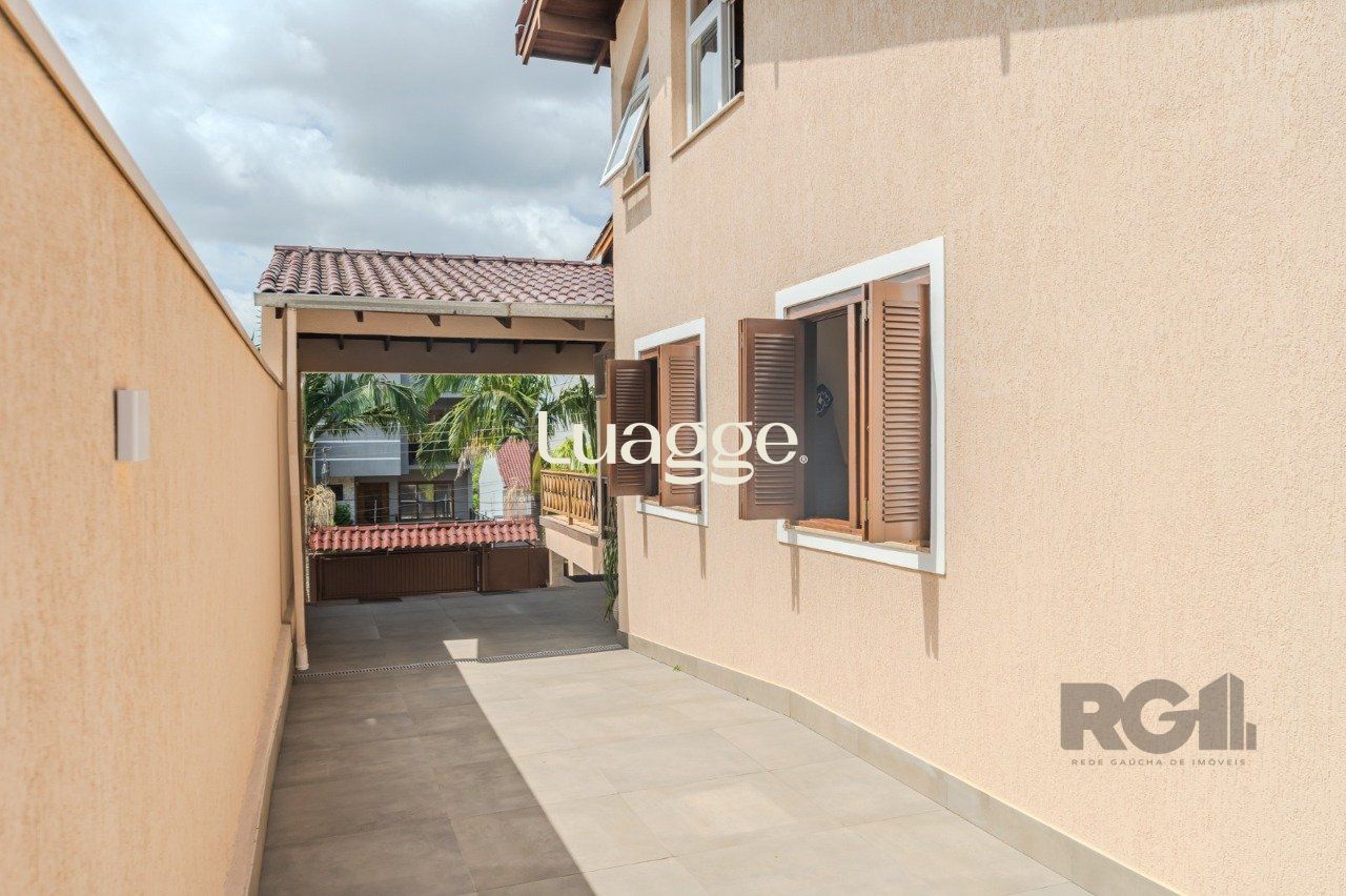 Casa à venda com 3 quartos, 216m² - Foto 28