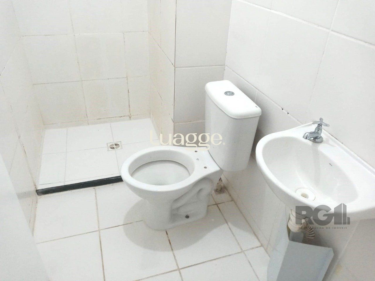Apartamento à venda com 2 quartos, 40m² - Foto 20