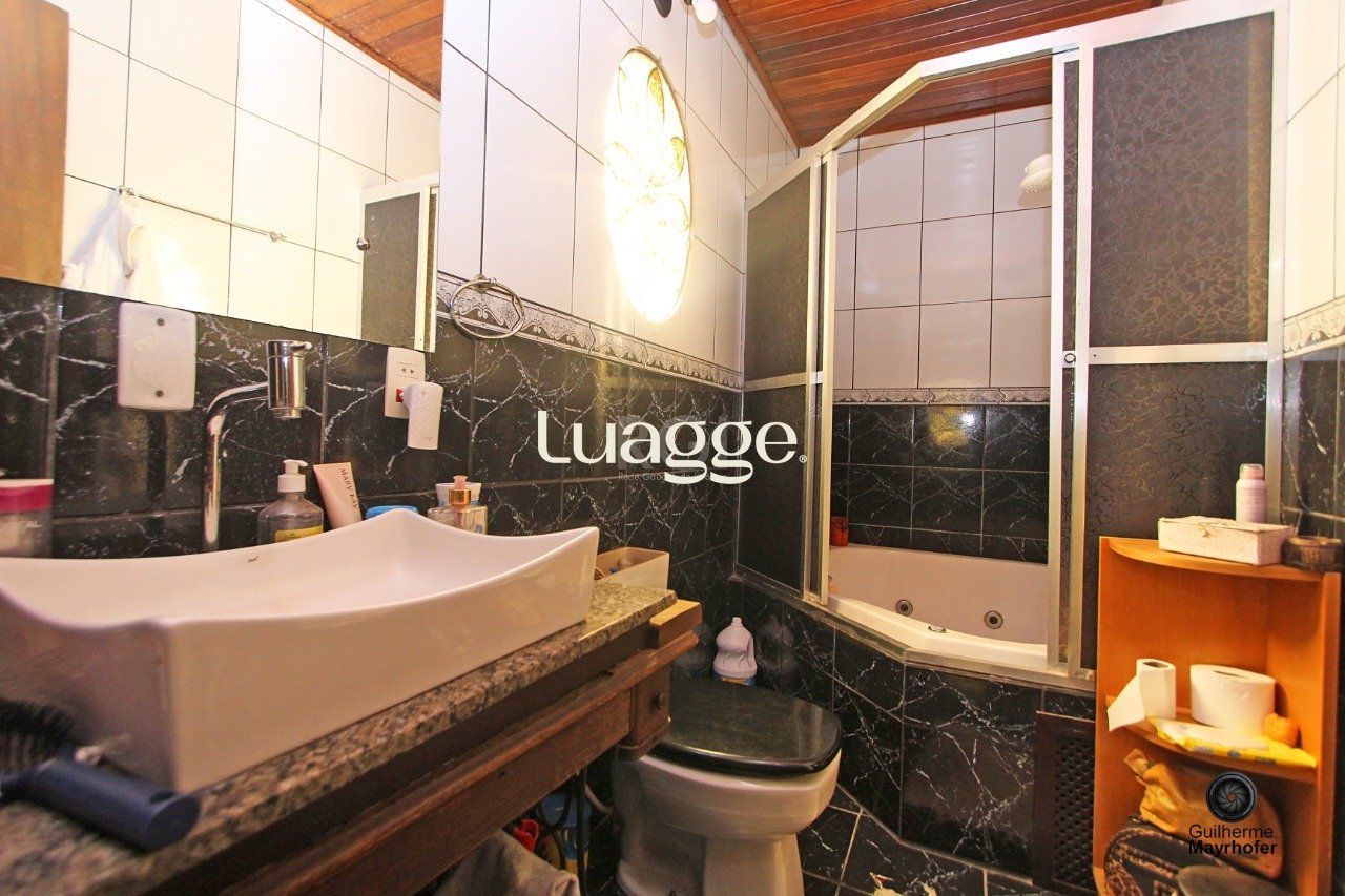 Casa à venda com 4 quartos, 248m² - Foto 17