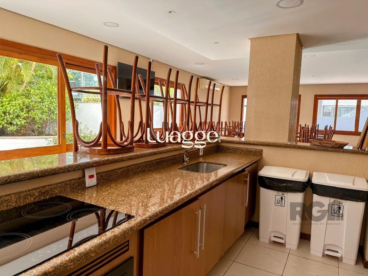 Apartamento à venda com 2 quartos, 69m² - Foto 39