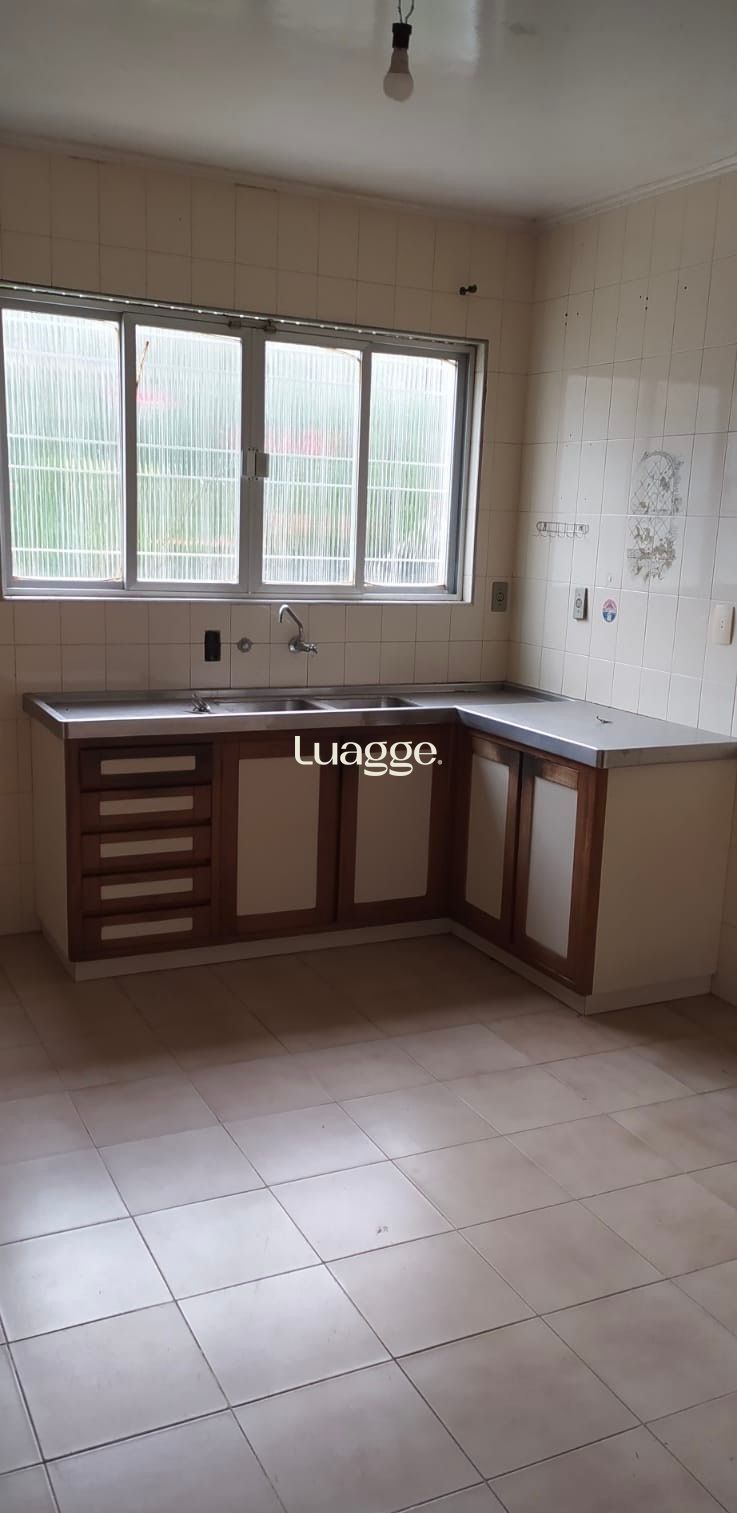 Casa à venda com 4 quartos, 352m² - Foto 26