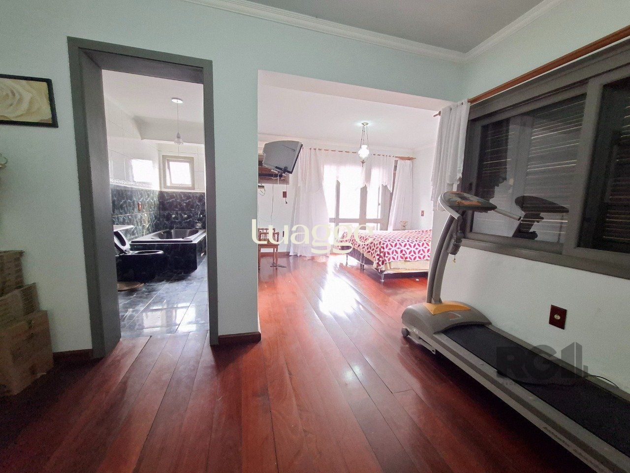 Casa à venda com 4 quartos, 300m² - Foto 20