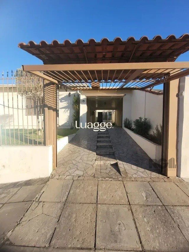 Casa à venda com 3 quartos, 155m² - Foto 2