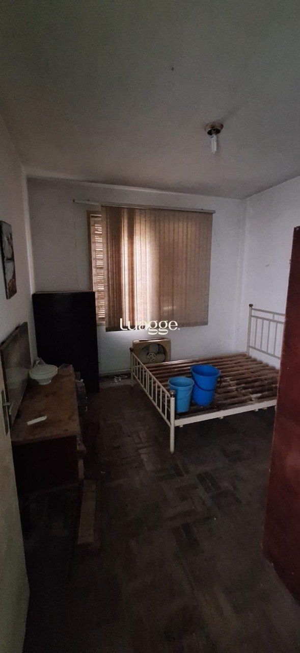 Casa à venda com 4 quartos, 213m² - Foto 22