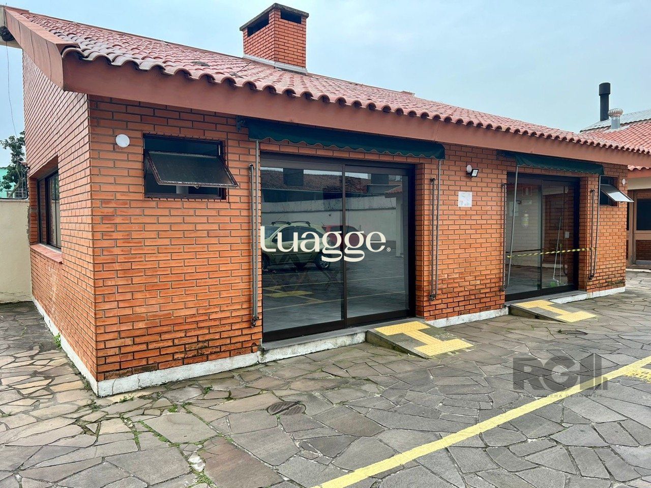 Apartamento à venda com 2 quartos, 54m² - Foto 22