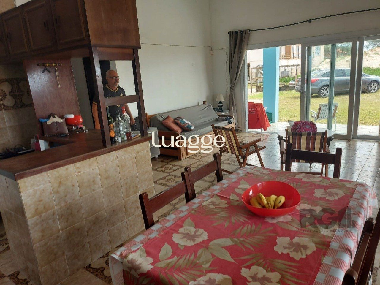 Casa à venda com 5 quartos, 251m² - Foto 2