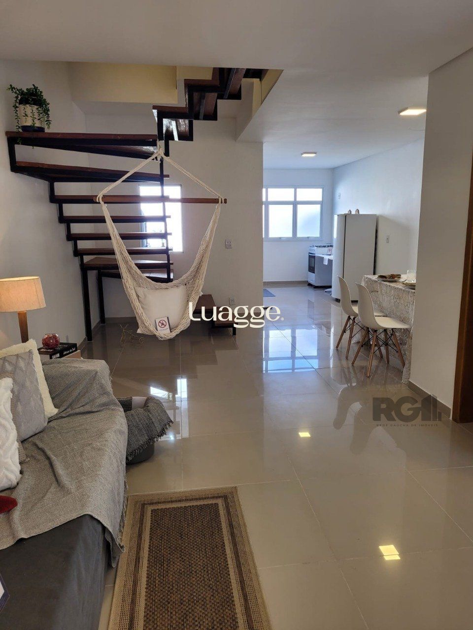 Casa à venda com 3 quartos, 97m² - Foto 13