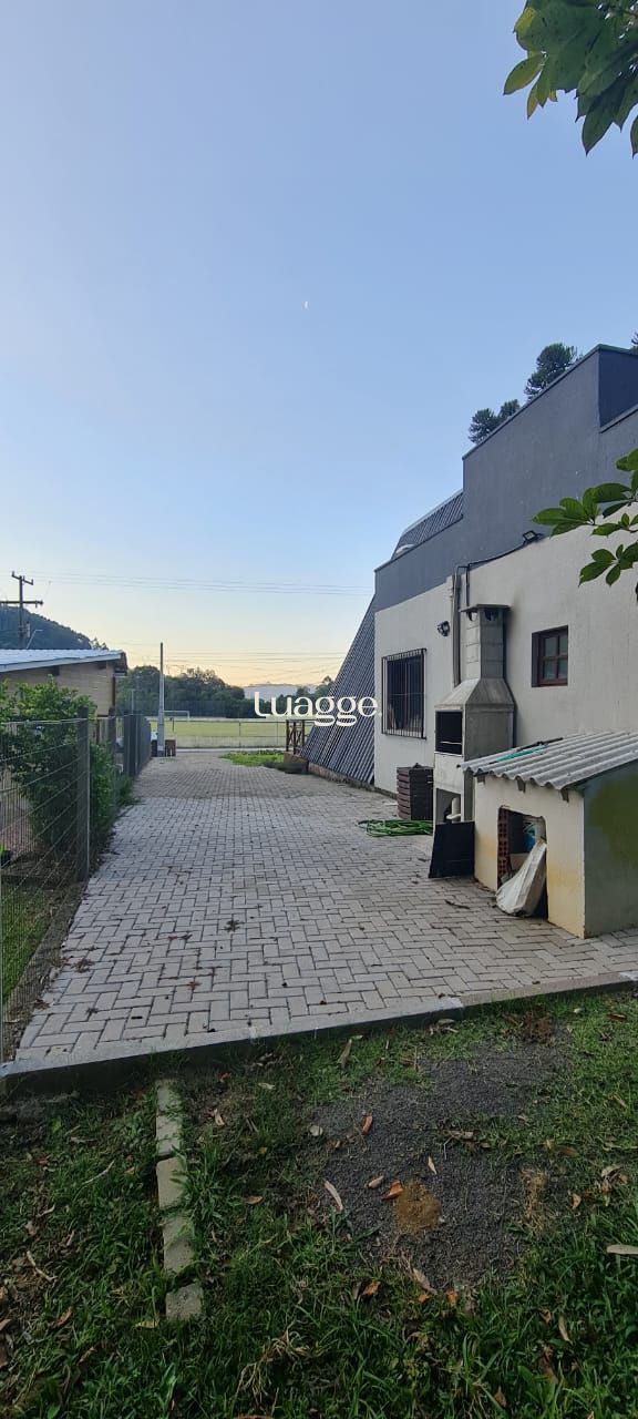 Casa à venda com 2 quartos, 64m² - Foto 9
