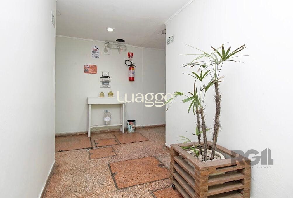 Apartamento à venda com 2 quartos, 58m² - Foto 18