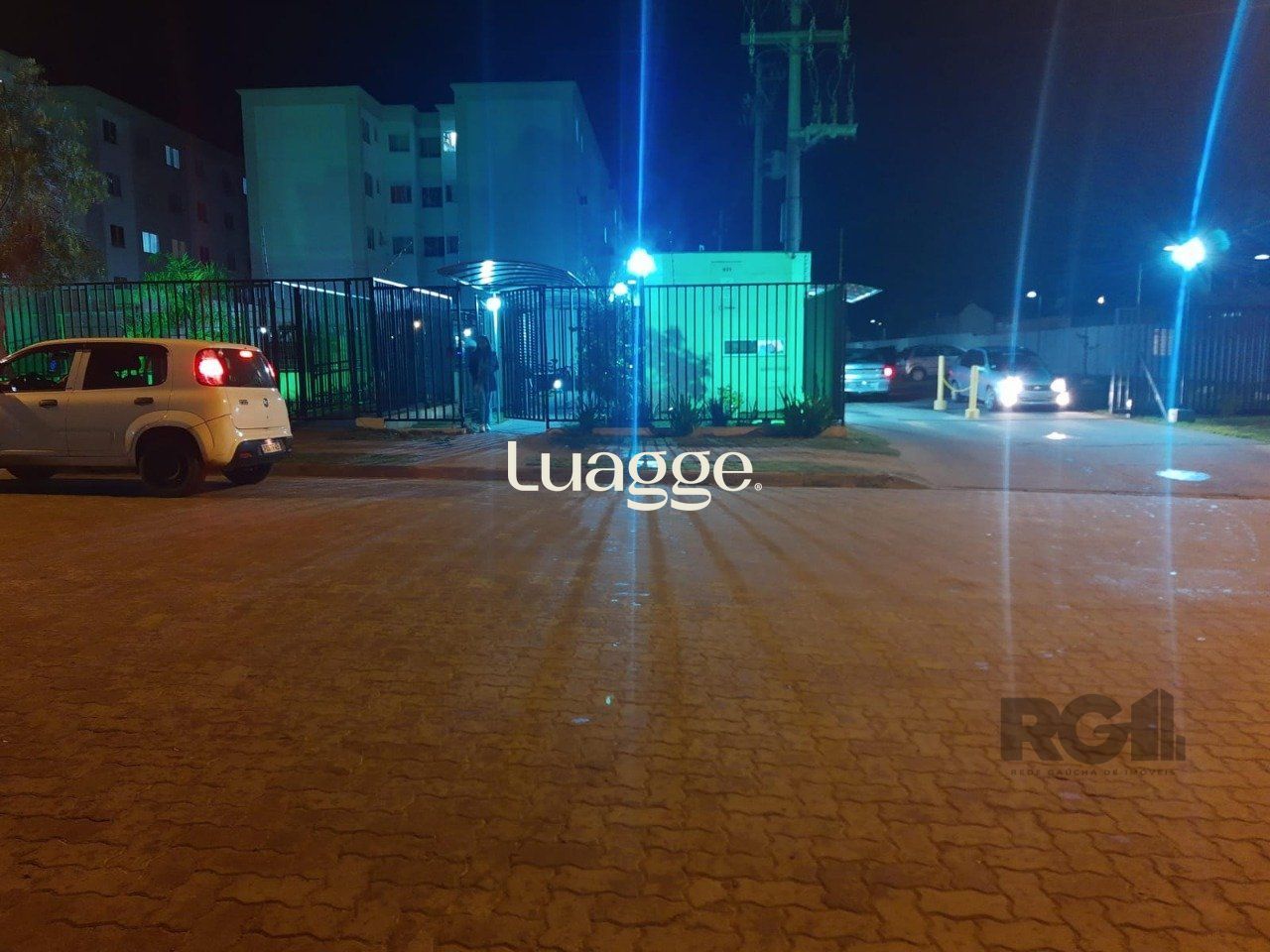 Apartamento à venda com 2 quartos, 41m² - Foto 15
