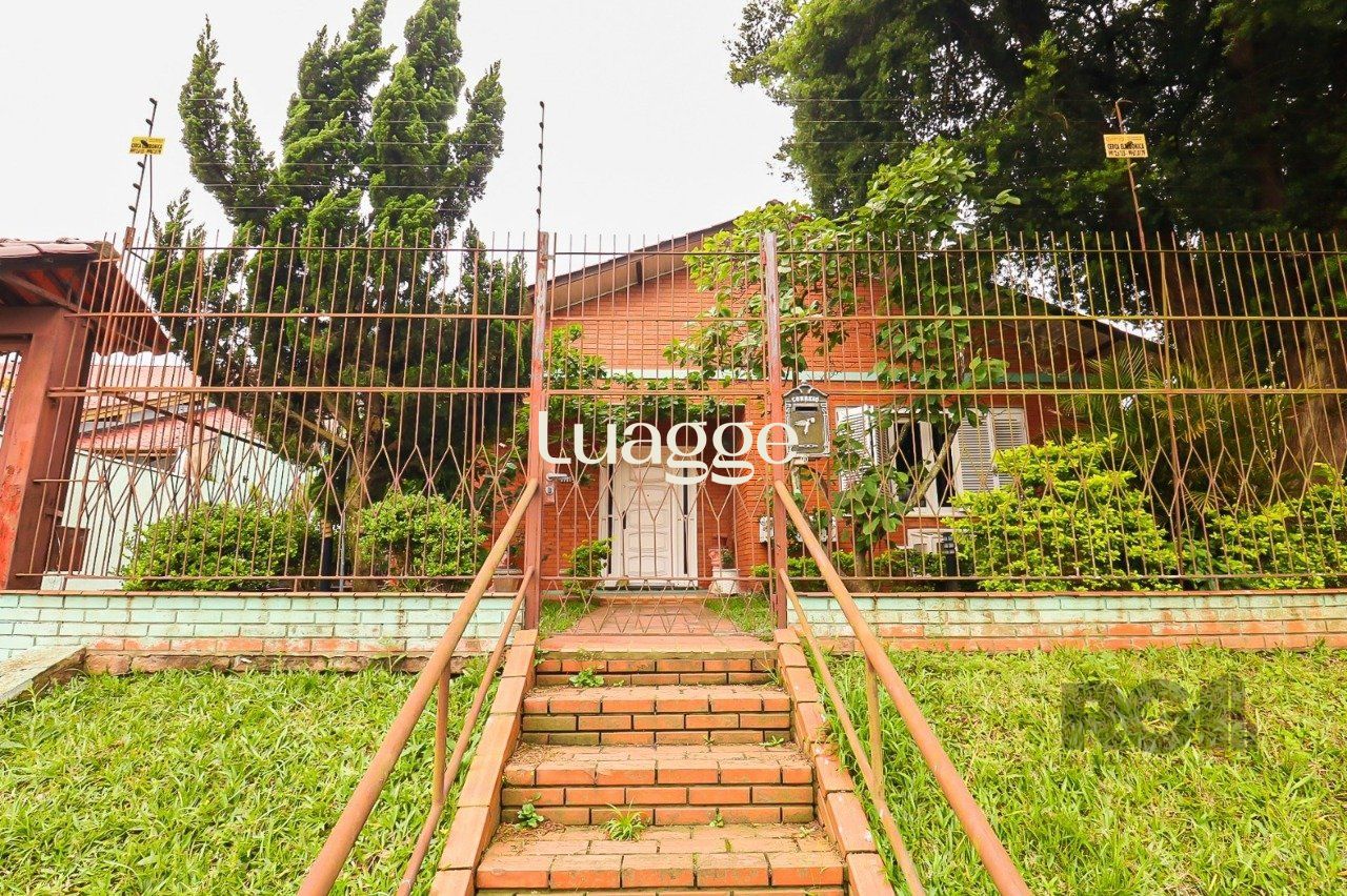 Casa à venda com 2 quartos, 202m² - Foto 2