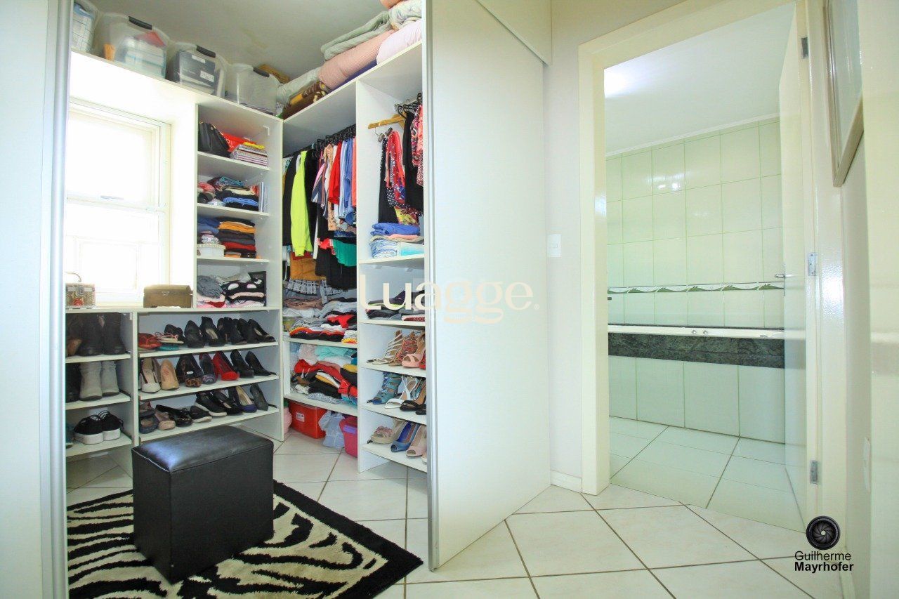 Casa à venda com 3 quartos, 327m² - Foto 16