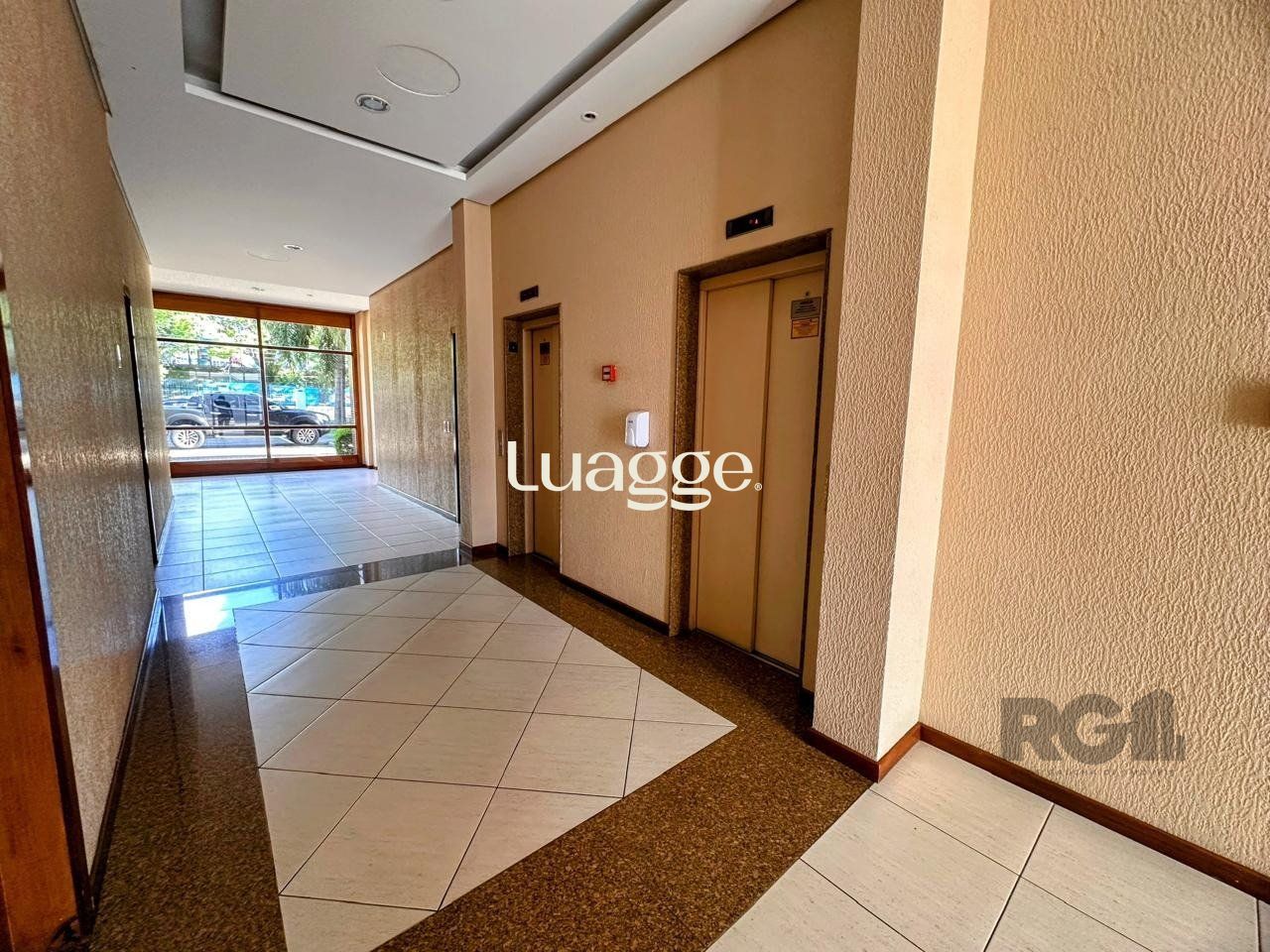 Apartamento à venda com 2 quartos, 69m² - Foto 44