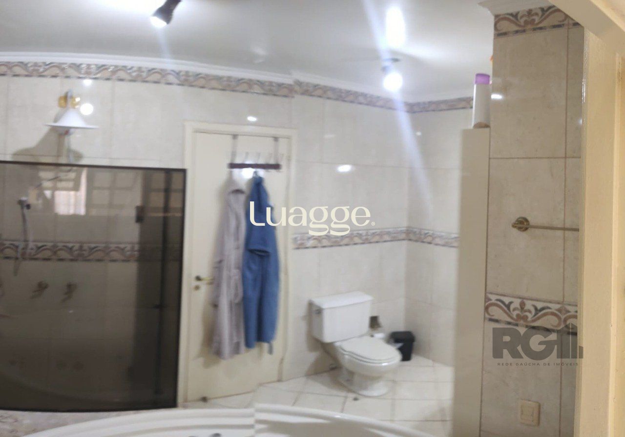 Casa à venda com 4 quartos, 265m² - Foto 11