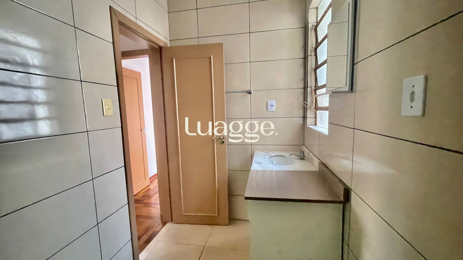Apartamento à venda com 2 quartos, 75m² - Foto 7
