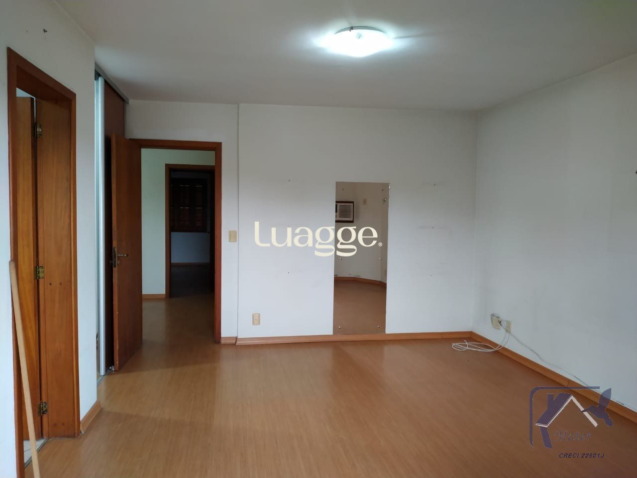 Casa à venda com 3 quartos, 219m² - Foto 15
