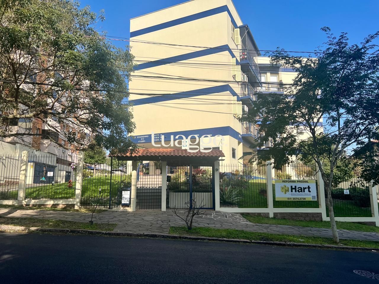 Apartamento à venda com 3 quartos, 96m² - Foto 1