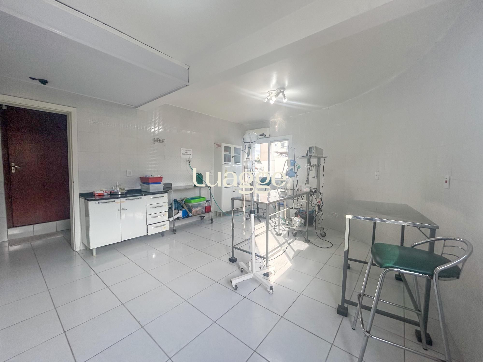 Prédio Inteiro à venda com 15 quartos, 475m² - Foto 17