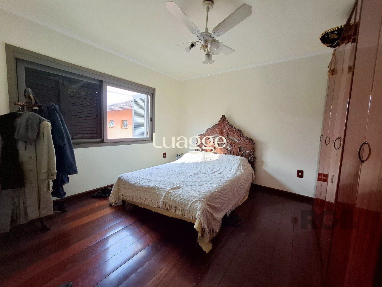 Casa à venda com 4 quartos, 300m² - Foto 12