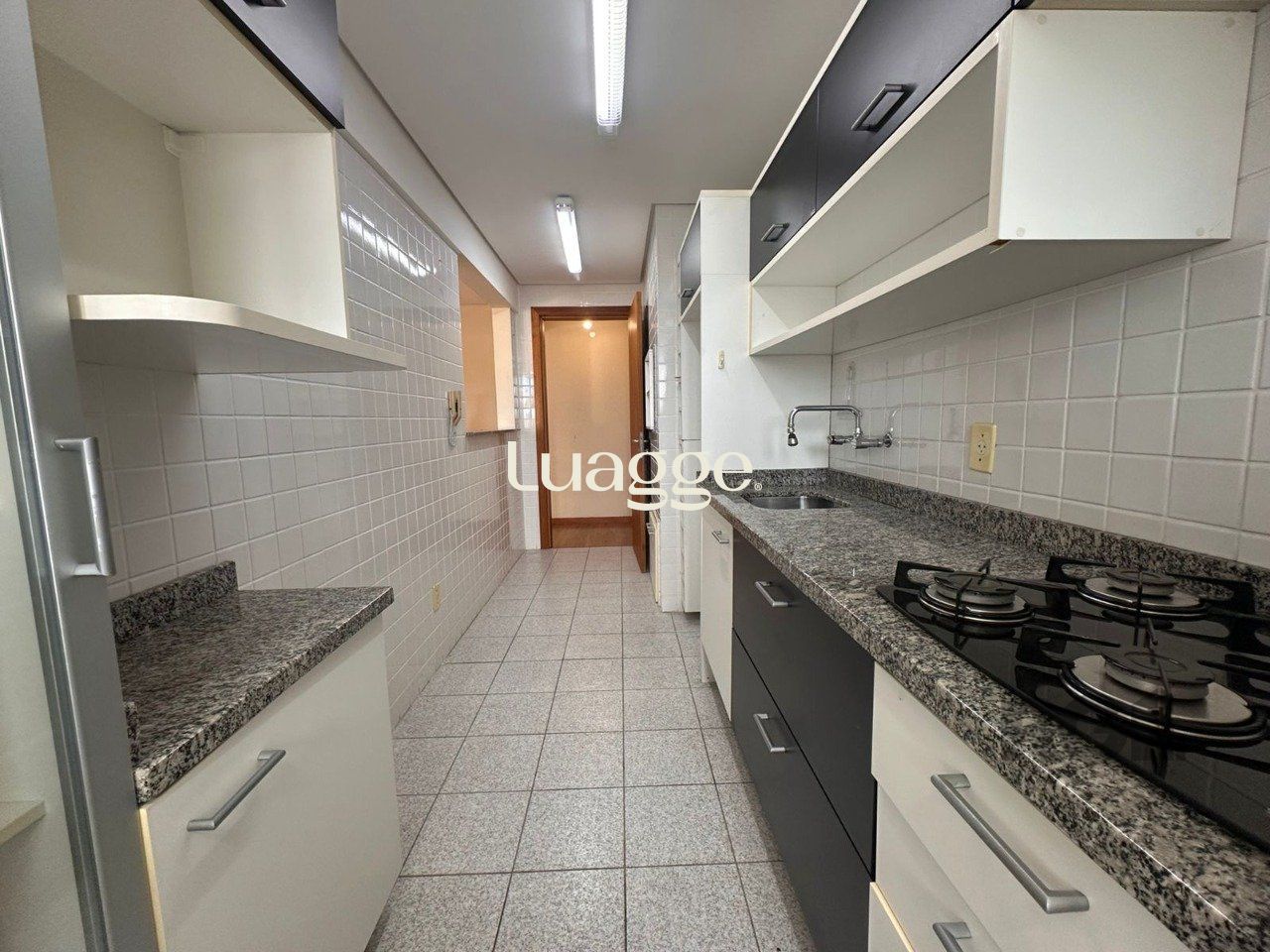 Apartamento à venda com 2 quartos, 69m² - Foto 10