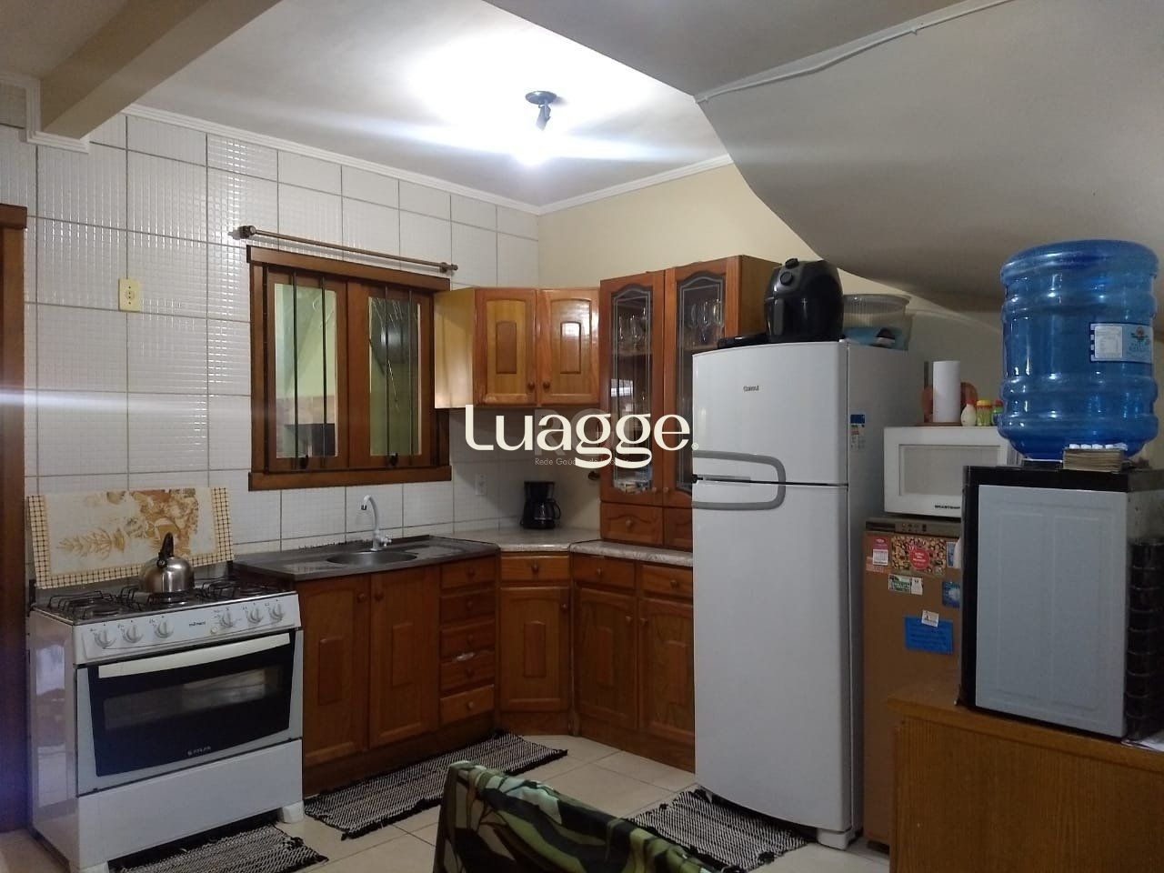 Casa à venda com 3 quartos, 91m² - Foto 2