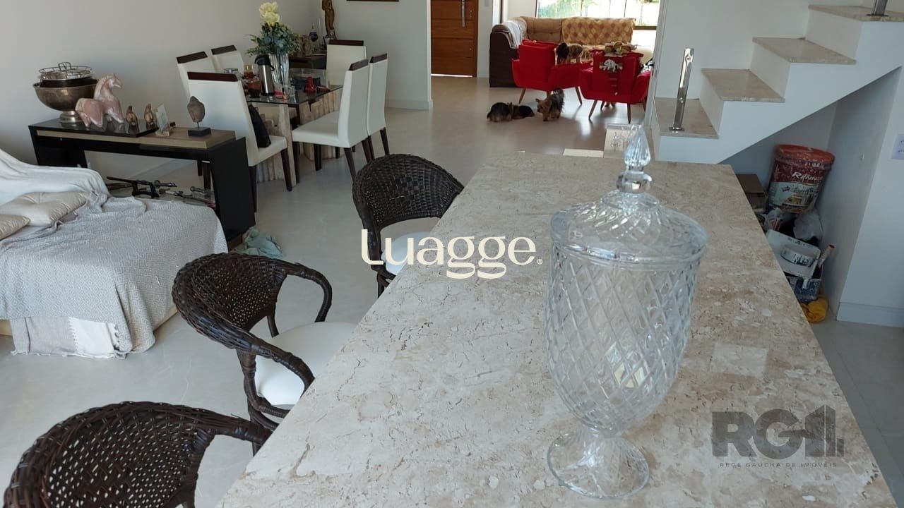 Casa à venda com 3 quartos, 212m² - Foto 12