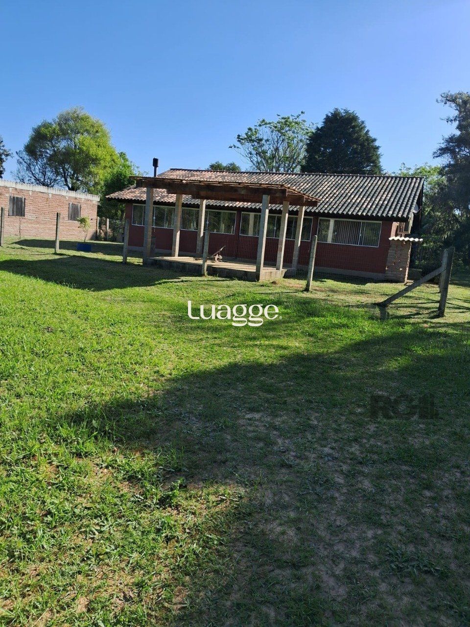 Sítio à venda com 2 quartos, 20011m² - Foto 2