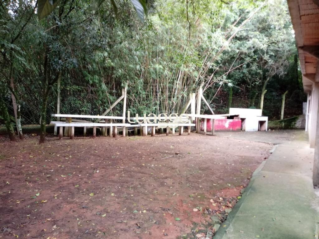 Sítio à venda com 3 quartos, 300m² - Foto 13
