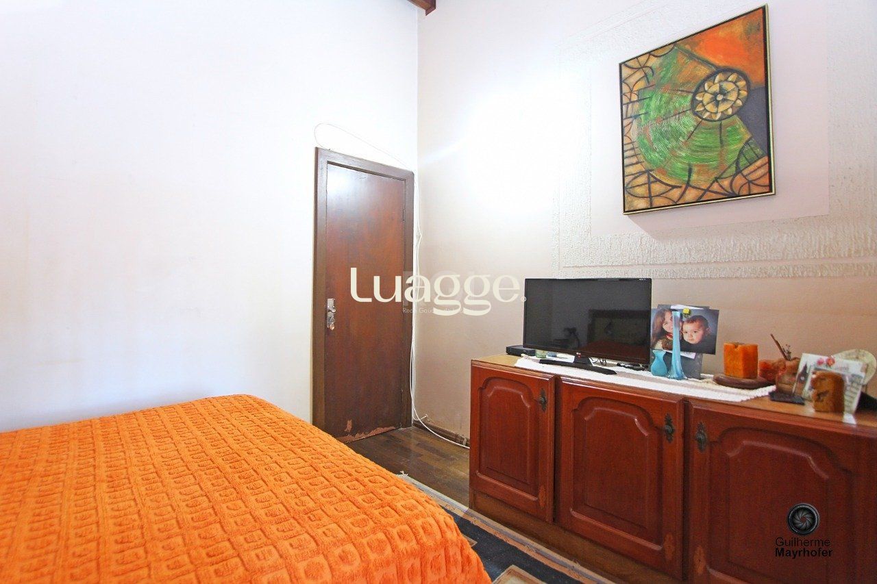 Casa à venda com 4 quartos, 248m² - Foto 13